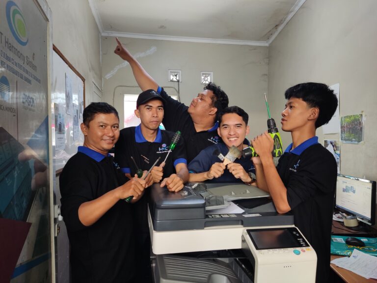 team teknisi cv.htree mutiara copier